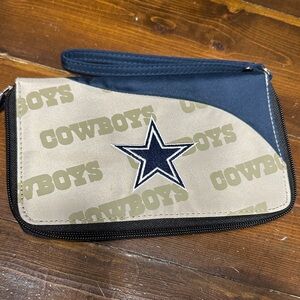 NFL Dallas Cowboys Navy and Tan Wristlet Wallet with Star Patch
